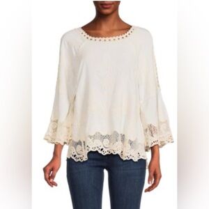 Democracy Elegant Cream Embroidered Lace Trim Women's Top. Size-X-Large